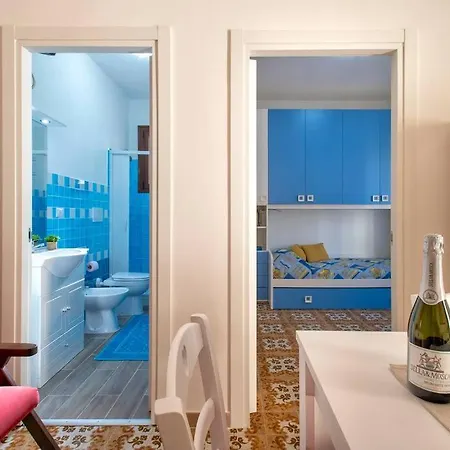 Apartment 100 Metri Dal Mare *